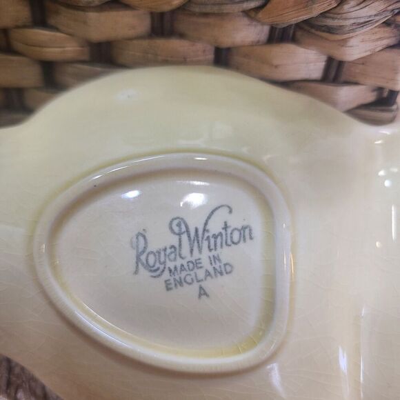 Vintage Royal Winton Orange & Green double leaf dish made in England - Picture 7 of 8